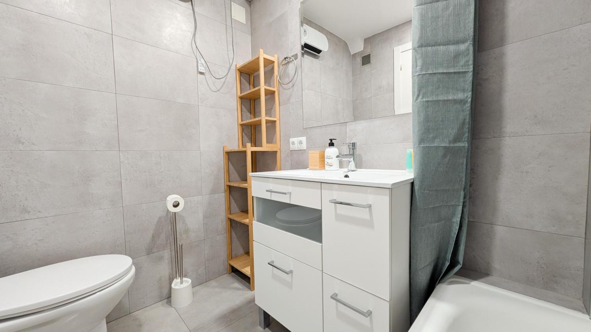 Pintor Sorolla Sea Front Apartment Бенидорм Экстерьер фото